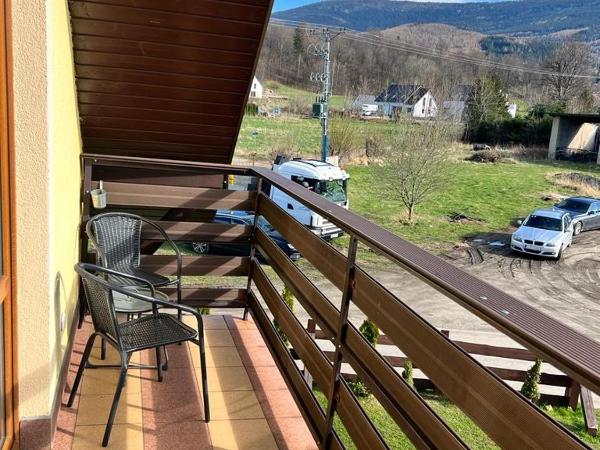 Pogodne Siedlisko Karpacz : photo 2 de la chambre chambre triple avec balcon