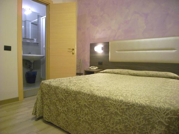 Hotel Siena : photo 2 de la chambre chambre double