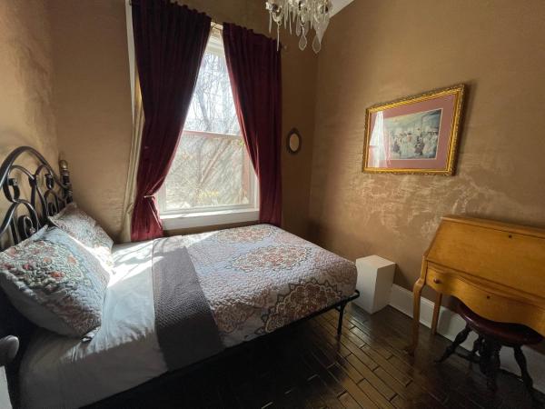 The Holiday Chalet Victorian : photo 4 de la chambre suite charles