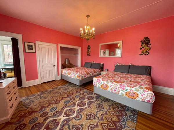 The Holiday Chalet Victorian : photo 1 de la chambre suite béatrice