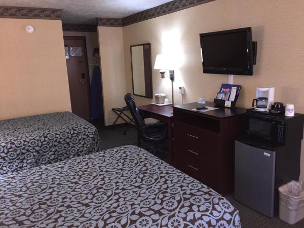 Days Inn by Wyndham Pittsburgh : photo 4 de la chambre chambre avec 2 lits doubles - non-fumeurs