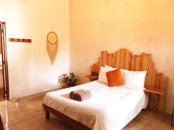 Mezcal Hostel : photo 3 de la chambre chambre double