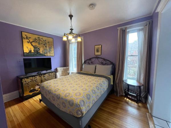 The Holiday Chalet Victorian : photo 2 de la chambre alice suite 25