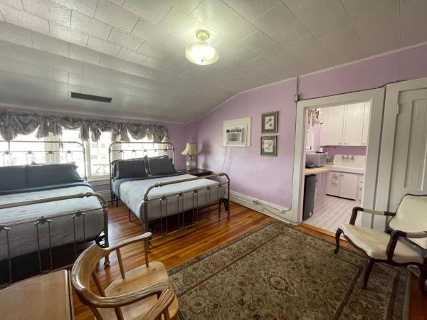 The Holiday Chalet Victorian : photo 3 de la chambre edward suite 31