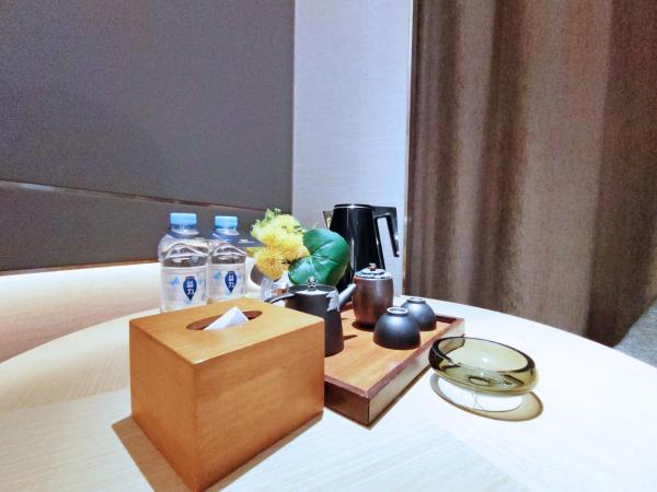 Paco Hotel Guangzhou South Railway Station Panyu Changlong Branch : photo 4 de la chambre chambre familiale deluxe