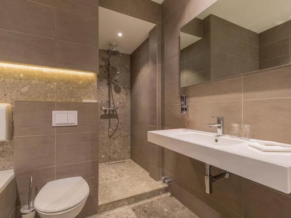 Leonardo Hotel Antwerp The Plaza : photo 1 de la chambre chambre lits jumeaux deluxe