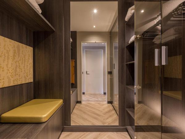 Leonardo Hotel Antwerp The Plaza : photo 4 de la chambre suite