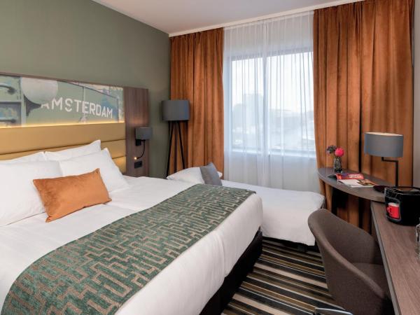 Leonardo Royal Hotel Amsterdam : photo 4 de la chambre chambre lits jumeaux confort avec canapé-lit