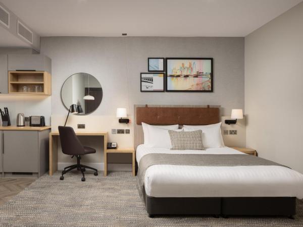Staybridge Suites London-Vauxhall, an IHG Hotel : photo 5 de la chambre suite studio lit queen-size - accessible aux personnes à mobilité réduite