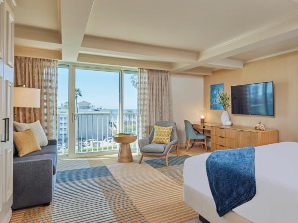 Viceroy Santa Monica : photo 1 de la chambre suite lit king-size junior - vue partielle sur océan
