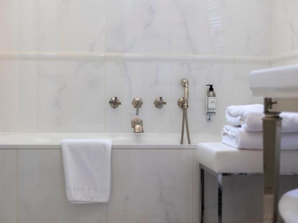 Hôtel Les Mouettes - Teritoria : photo 9 de la chambre chambre double ou lits jumeaux deluxe supérieure