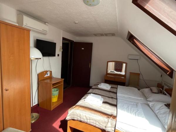 Hotel Minaret&Étterem : photo 5 de la chambre chambre lits jumeaux Économique