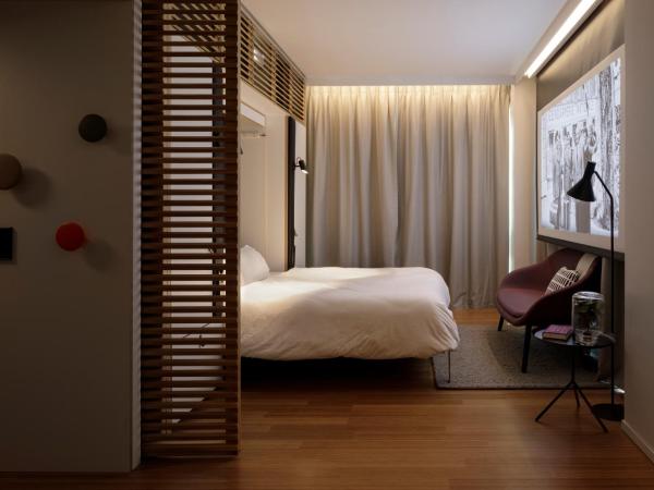 Zoku Paris : photo 3 de la chambre chambre cinéma