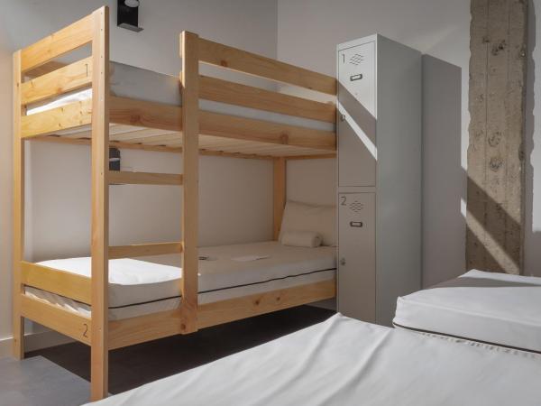 Ekoos Hostel, Bilbao Eko Hostel : photo 2 de la chambre chambre familiale standard