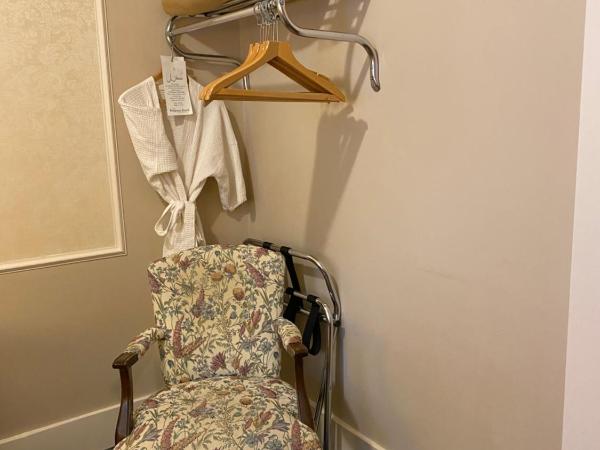 Kingston Hotel : photo 4 de la chambre chambre simple Économique avec salle de bains commune