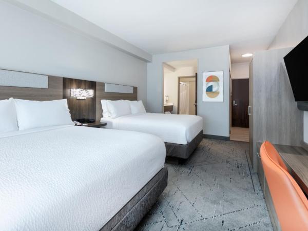 Holiday Inn Express & Suites - Dallas Park Central Northeast, an IHG Hotel : photo 4 de la chambre chambre 2 lits queen-size - non-fumeurs