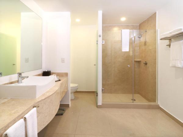 Wyndham Garden Guadalajara Acueducto : photo 5 de la chambre suite junior lit king-size