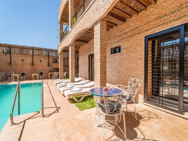 Riad Les Nuits De Fès : photo 8 de la chambre chambre double avec salle de bains privative
