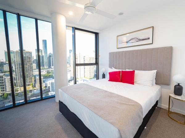 Brisbane One Apartments by CLLIX : photo 5 de la chambre appartement 3 chambres exécutif avec 2 salles de bains