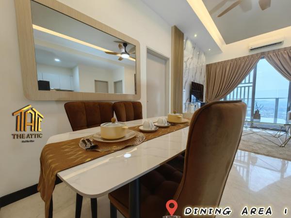 Attic Home Melaka Silverscape Residence & Jonker : photo 5 de la chambre dual key [2hall&4room] premium family suite (private bathtub and city view)