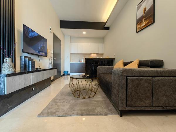 Attic Home Melaka Silverscape Residence & Jonker : photo 9 de la chambre dual key [2hall&4room] premium family suite (private bathtub and city view)