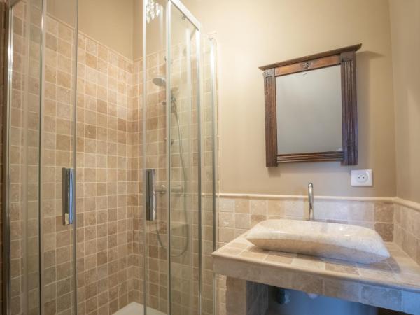 Domaine de Charnay - Résidence de charme : photo 6 de la chambre chambre deluxe