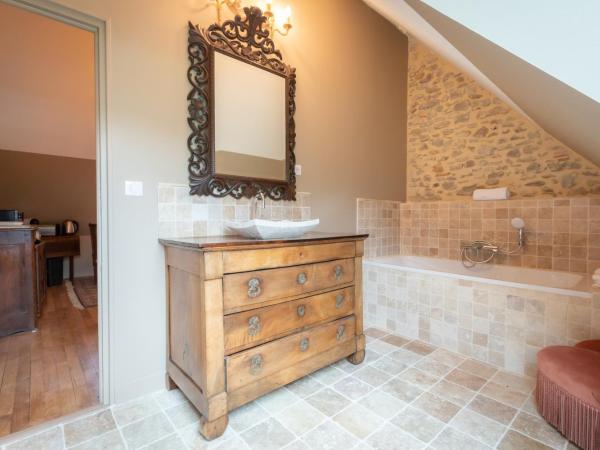 Domaine de Charnay - Résidence de charme : photo 7 de la chambre chambre double supérieure