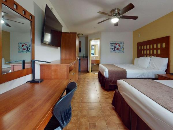 Rodeway Inn & Suites Fort Lauderdale Airport & Cruise Port : photo 3 de la chambre chambre deluxe avec 2 lits queen-size - non-fumeurs