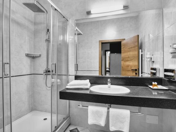 Hotel Aristos : photo 4 de la chambre chambre double standard