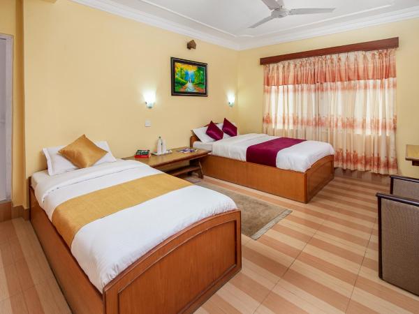 Hotel Yeti : photo 2 de la chambre chambre familiale - vue sur montagne