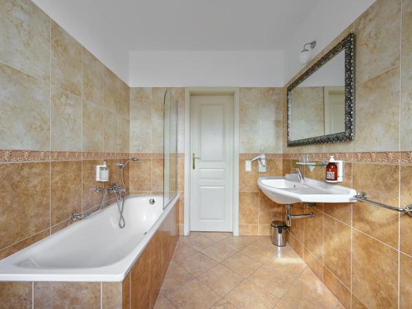 Hotel Continental : photo 4 de la chambre chambre deluxe