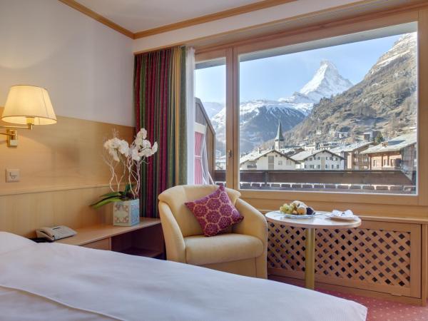 Hotel Metropol & Spa Zermatt : photo 2 de la chambre chambre double ou lits jumeaux - vue sur mont cervin
