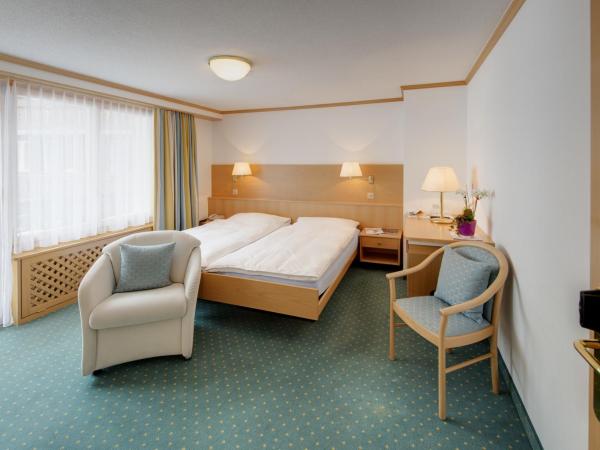 Hotel Metropol & Spa Zermatt : photo 1 de la chambre chambre double ou lits jumeaux standard
