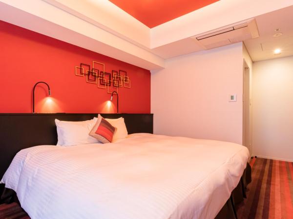 Hotel Dans Le Coeur Osaka Umeda : photo 7 de la chambre chambre lit king-size