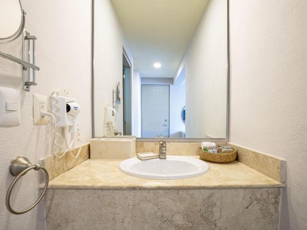 Ixchel Beach Hotel : photo 5 de la chambre chambre standard