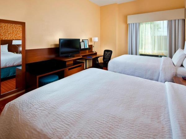 Fairfield Inn & Suites Houston Hobby Airport : photo 1 de la chambre chambre avec 2 grands lits queen-size 