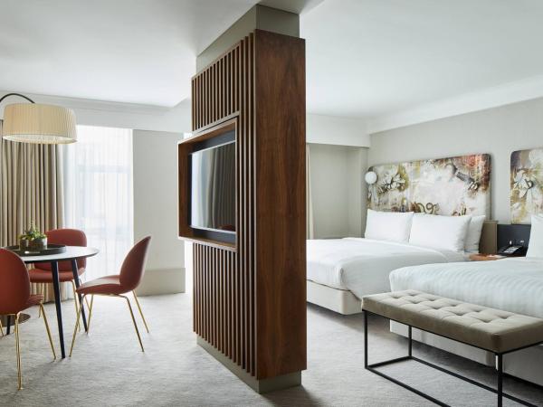 London Marriott Hotel Kensington : photo 4 de la chambre suite avec accès au salon exécutif