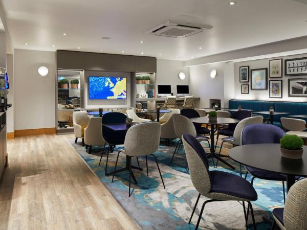 London Marriott Hotel Kensington : photo 7 de la chambre chambre lit king-size exécutive avec accès au salon