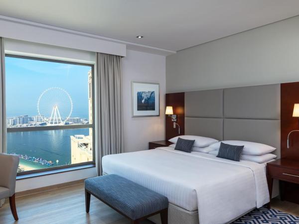 Delta Hotels by Marriott Jumeirah Beach, Dubai : photo 2 de la chambre suite familiale 3 chambres avec balcon - kit de plage gratuit