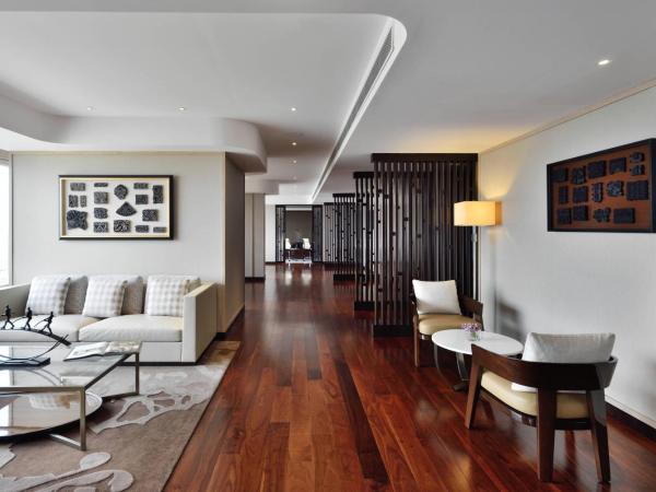 Kochi Marriott Hotel : photo 4 de la chambre presidential suite, executive lounge access, 1 bedroom suite