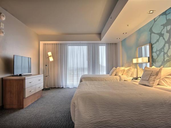 Courtyard by Marriott Quebec City : photo 1 de la chambre chambre supérieure lit queen-size