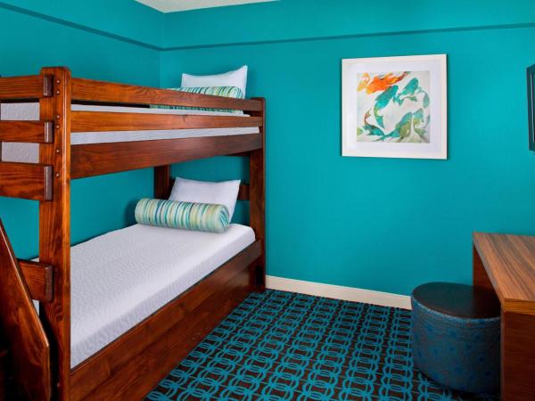Fairfield Inn & Suites by Marriott Orlando Lake Buena Vista in the Marriott Village : photo 1 de la chambre suite familiale 1 chambre