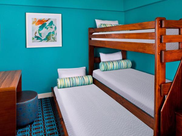 Fairfield Inn & Suites by Marriott Orlando Lake Buena Vista in the Marriott Village : photo 1 de la chambre suite familiale 1 chambre plus spacieuse