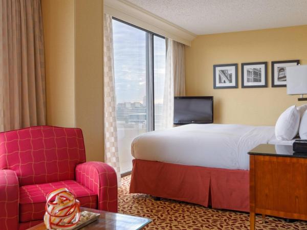 Houston Marriott West Loop by The Galleria : photo 2 de la chambre larger room - one king bed