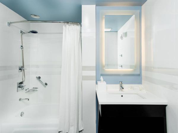 Residence Inn by Marriott New York Manhattan/Central Park : photo 9 de la chambre studio lit king-size