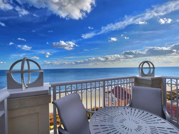 Marriott's OceanWatch Villas at Grande Dunes : photo 8 de la chambre 2 bedroom villa, oceanfront, balcony 
