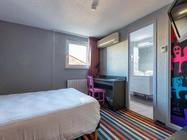 Dav'hotel Jaude : photo 5 de la chambre chambre double à l’arrière du bâtiment