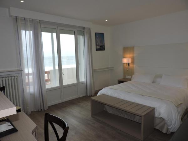 Hotel Uhainak : photo 3 de la chambre chambre double deluxe avec balcon - vue sur mer