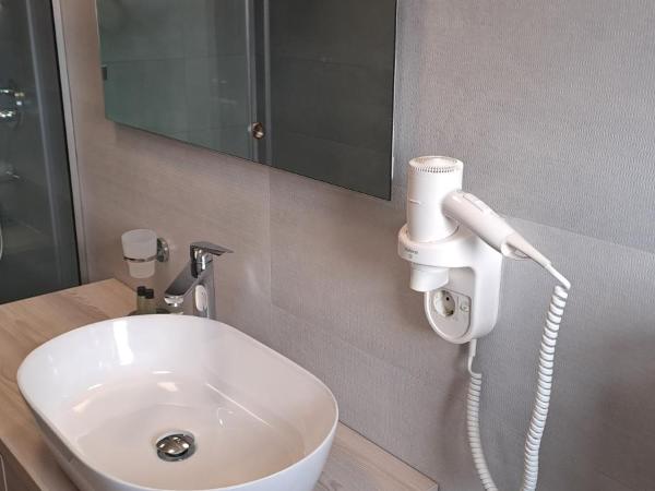 Villa Pasis : photo 6 de la chambre chambre double avec balcon