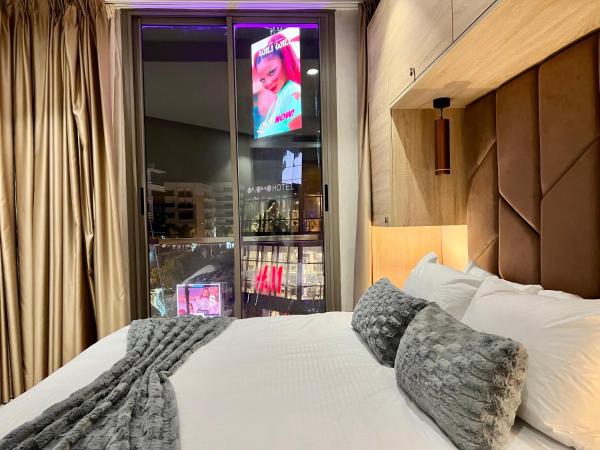 ZEN Suites Hotel Massira : photo 1 de la chambre appartement avec balcon